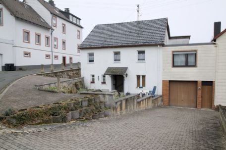 Kapitalanlage: Zum Verkauf In Daun-Neunkirchen Einfamilienhaus;Terrasse, Garage,Scheune ...